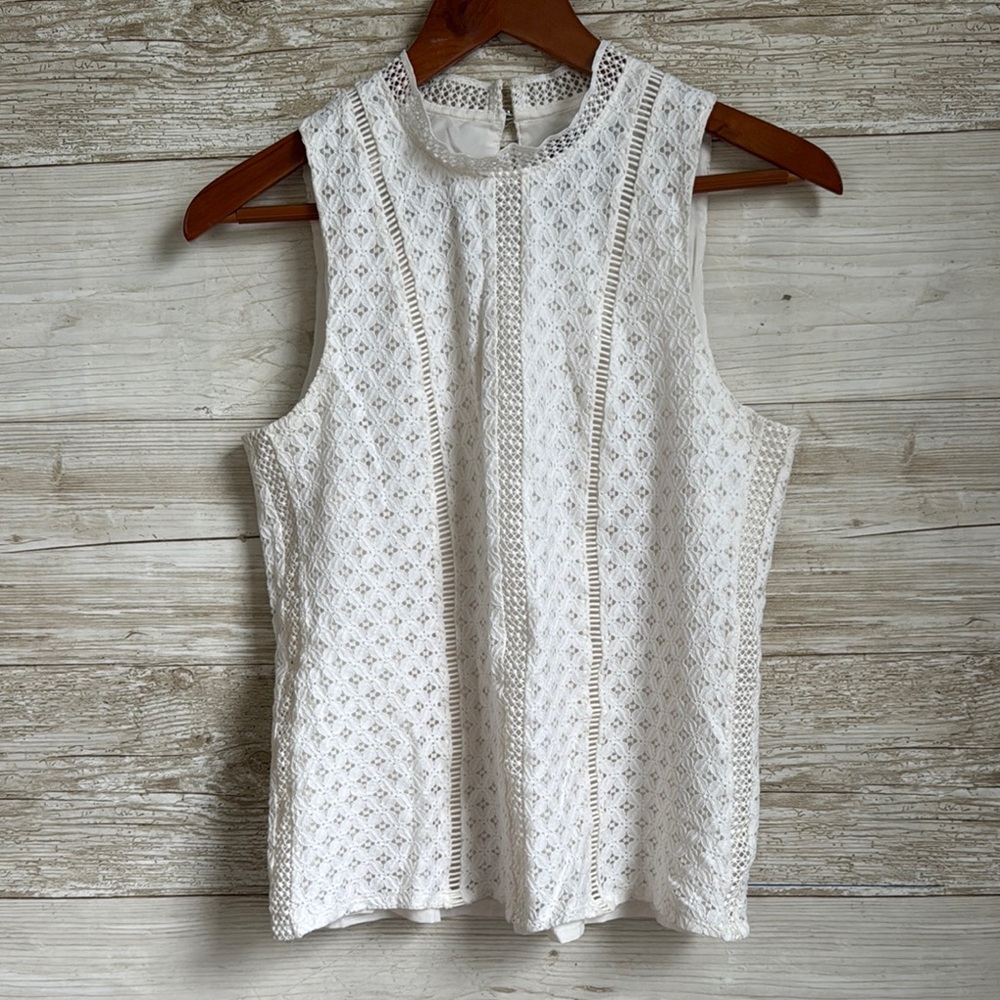 Banana Republic White Sleeveless Lace Top